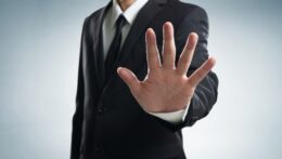 Picture of a man holding up his hand. If you’re struggling to set healthy boundaries, a child and family therapist in Delray Beach, FL, can help. Learn how relationship therapy can help you maintain connections with positive restrictions.